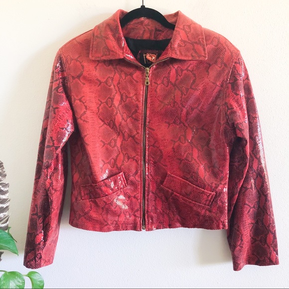 Vintage Jackets & Blazers - VINTAGE chaarm 80’s red snakeskin cropped jacket